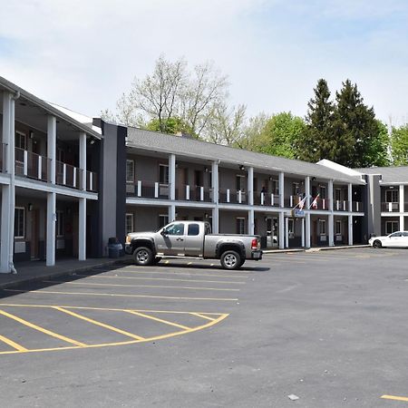University Manor Inn 버펄로 외부 사진