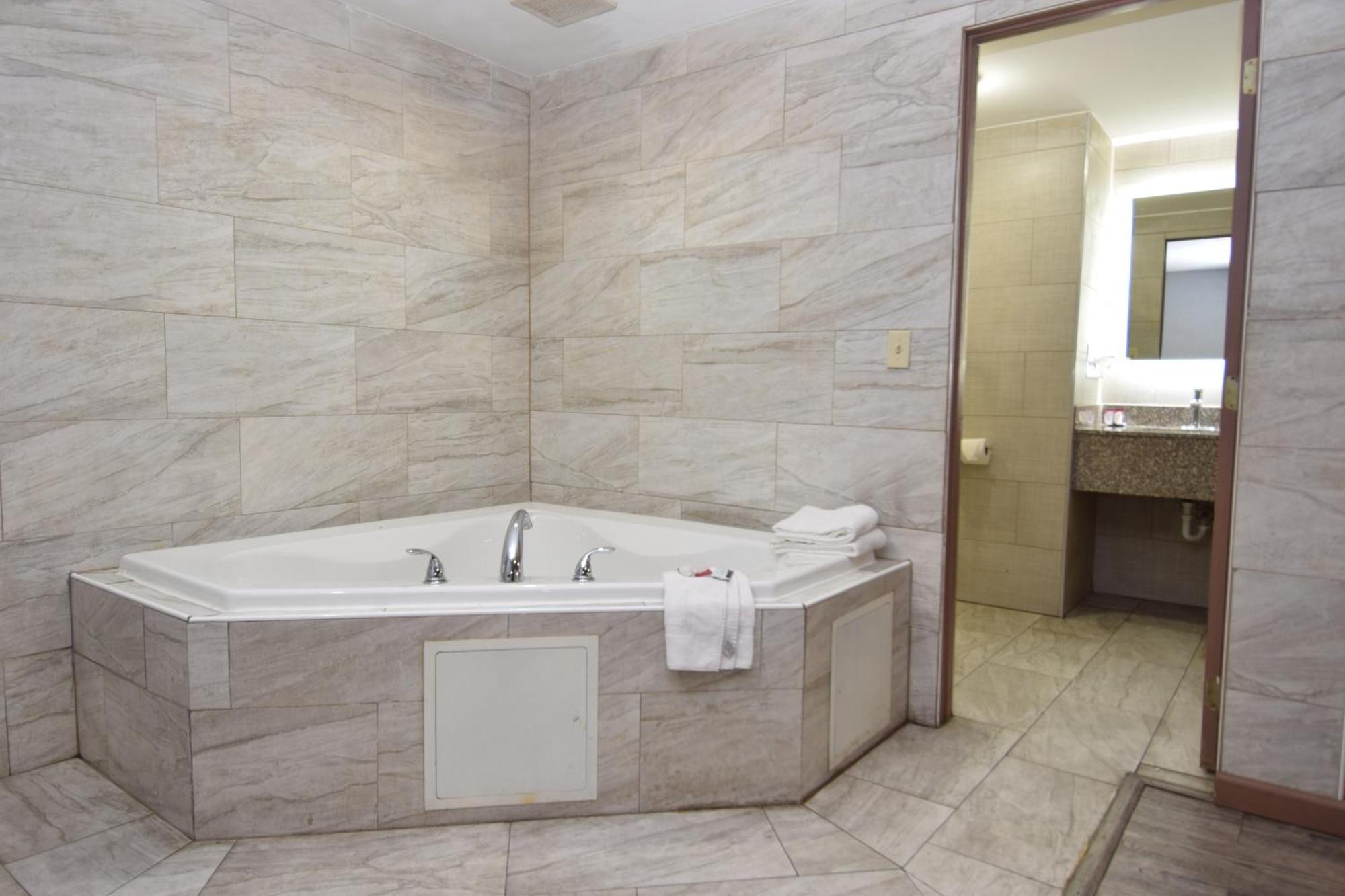 University Manor Inn 버펄로 외부 사진
