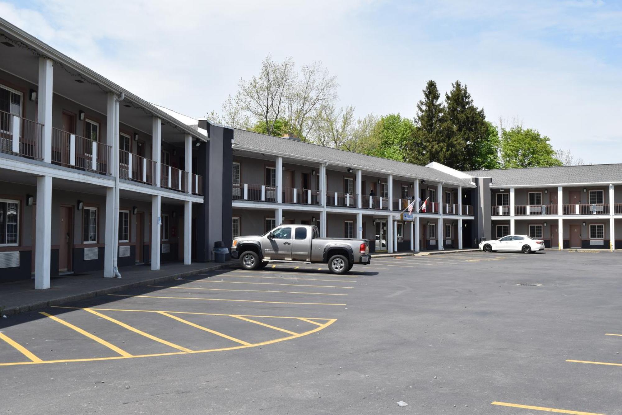 University Manor Inn 버펄로 외부 사진